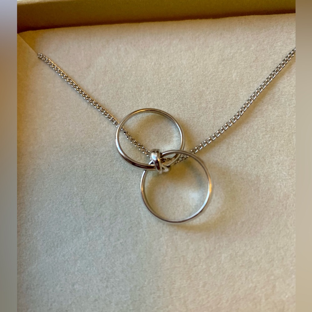NWT eternity joined band rings pendant necklace silver boutique gift 10” new box